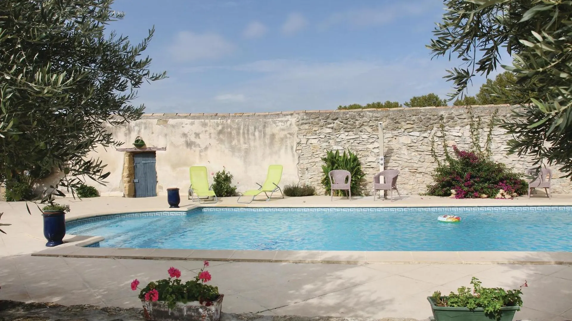 Stunning Home In Lancon De Provence With Wifi And Outdoor Swimming Pool 0*, Lançon-Provence צרפת