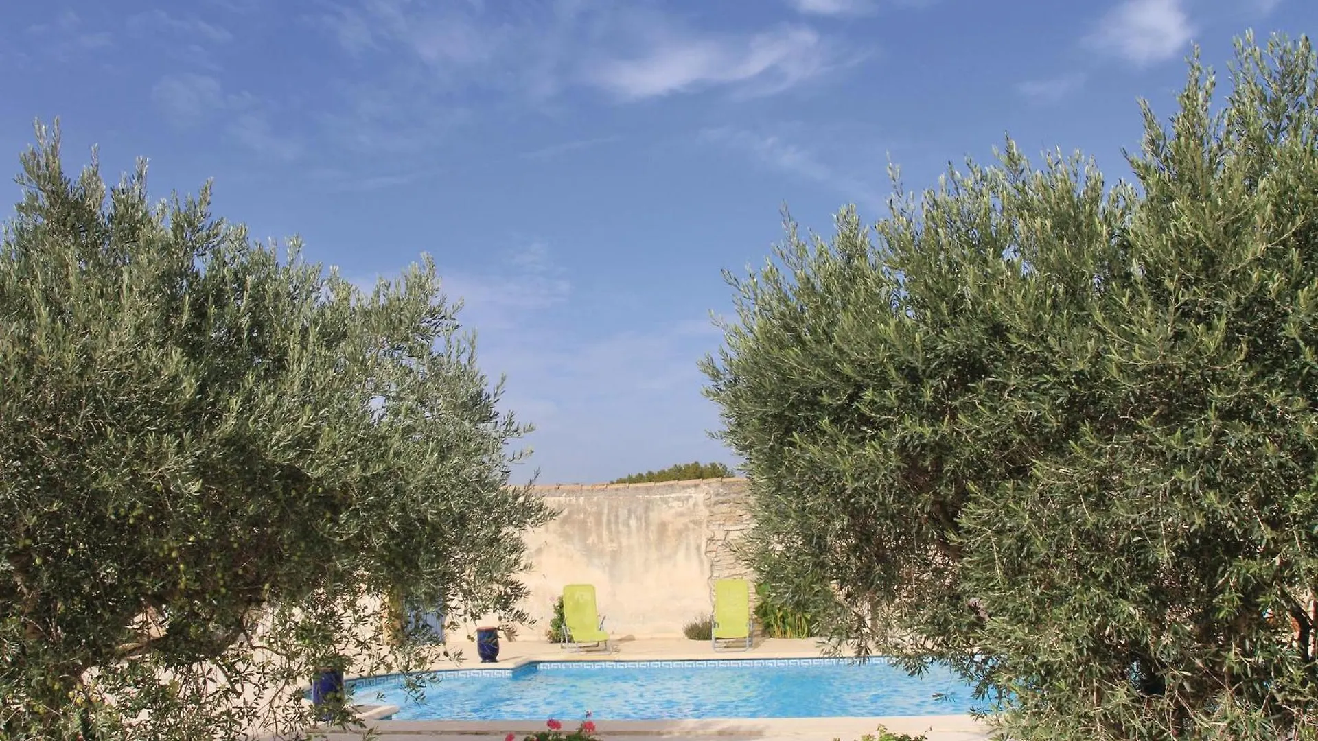 Stunning Home In Lancon De Provence With Wifi And Outdoor Swimming Pool 0*, Lançon-Provence